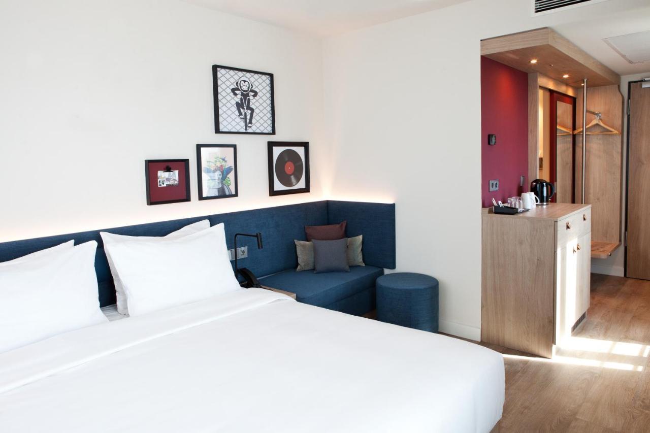 Hampton By Hilton Regensburg Hotel Exterior photo
