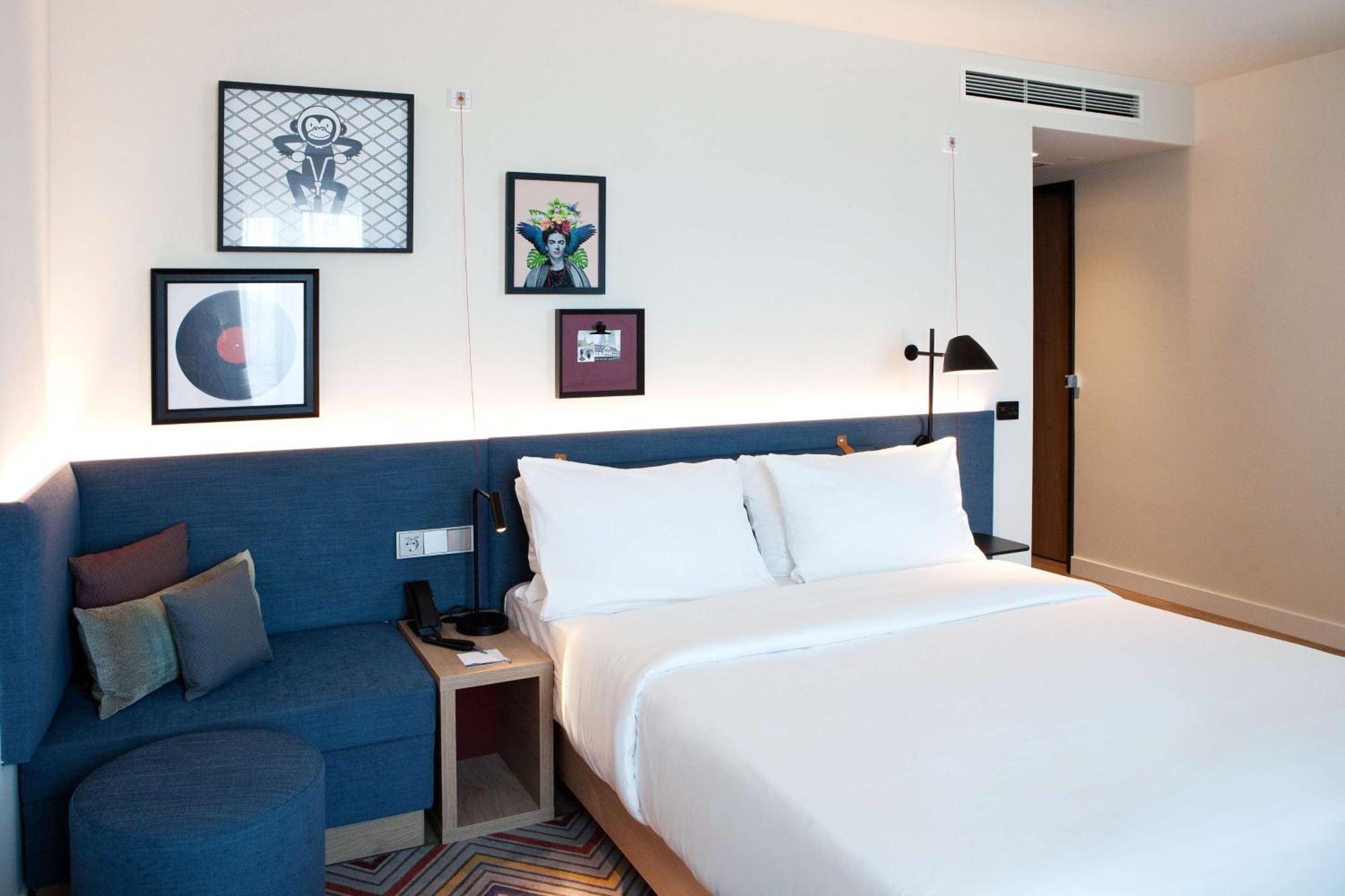 Hampton By Hilton Regensburg Hotel Exterior photo