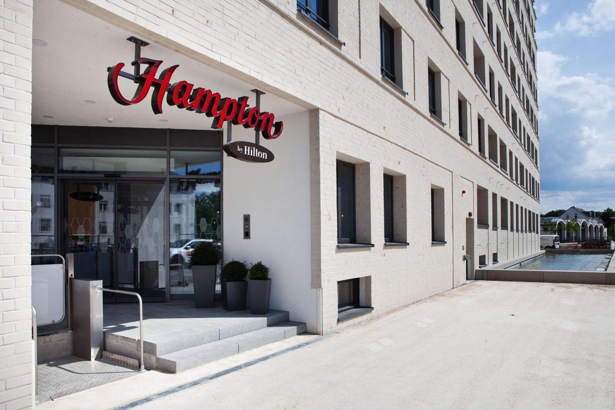 Hampton By Hilton Regensburg Hotel Exterior photo